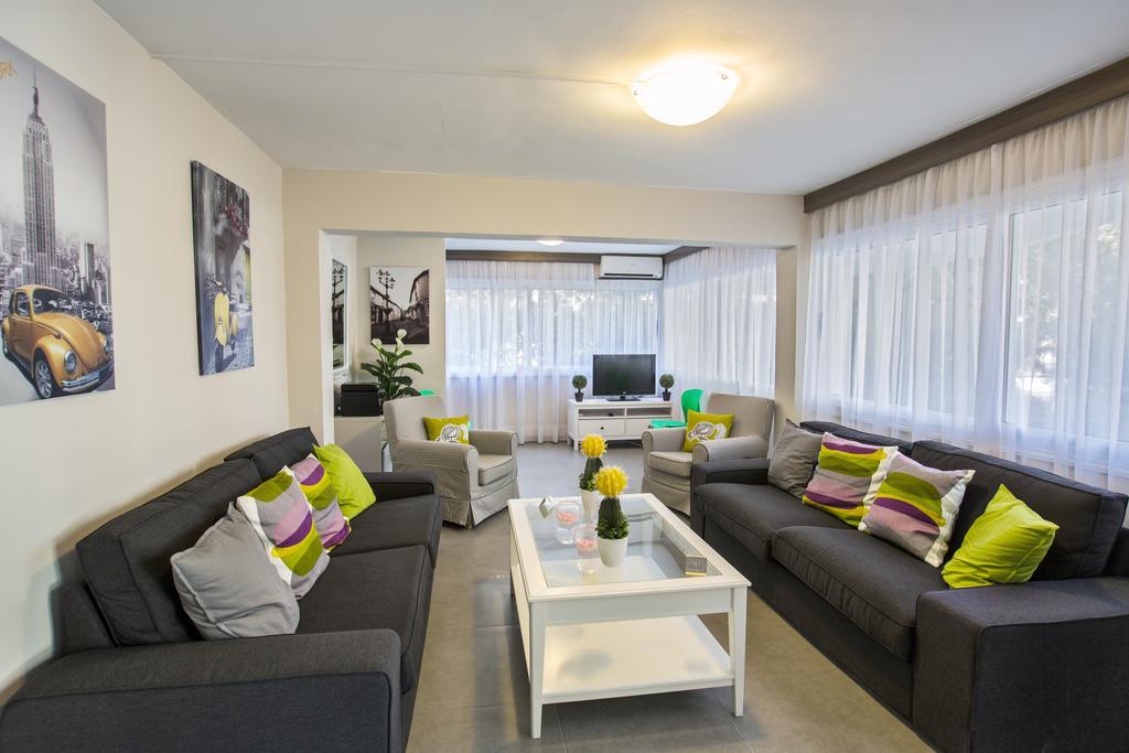 Merab Napa Suites Ayia Napa Exteriör bild