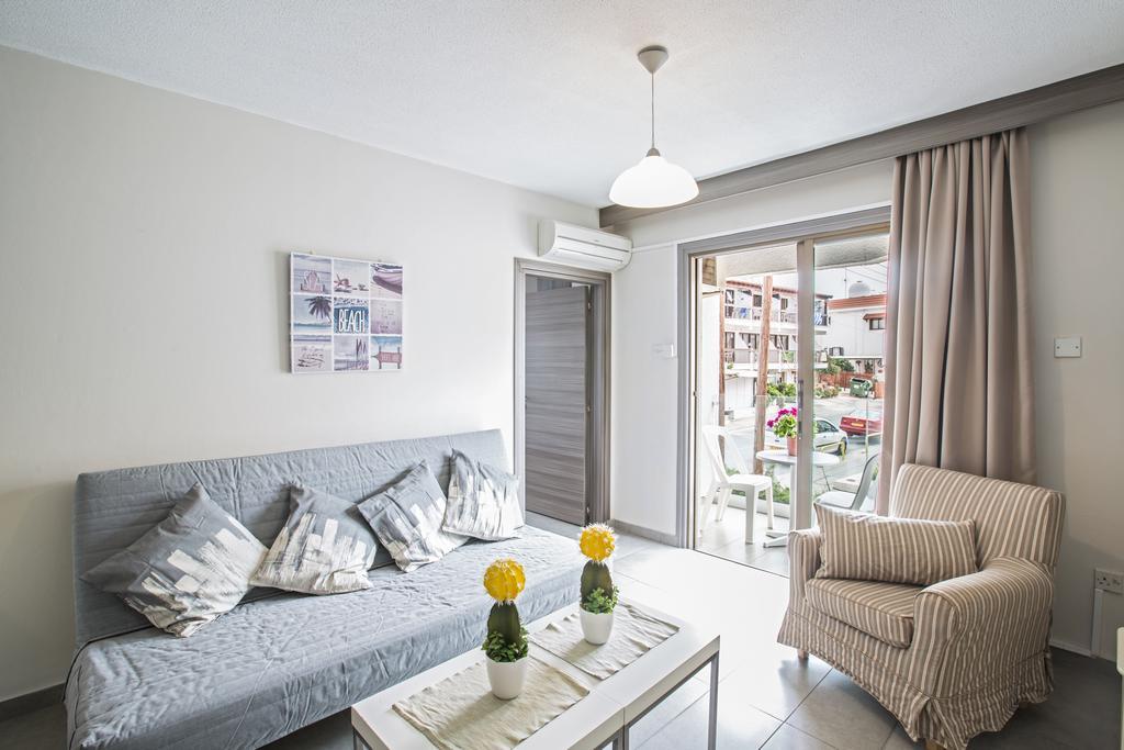 Merab Napa Suites Ayia Napa Exteriör bild