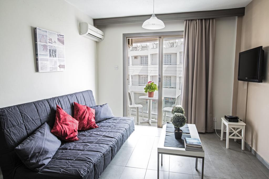 Merab Napa Suites Ayia Napa Exteriör bild